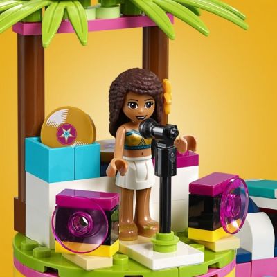 LEGO Friends Andrea's Pool Party 41374