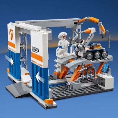 LEGO City Rocket Assembly & Transport 60229