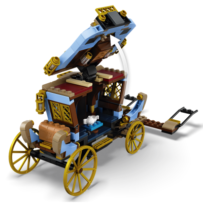 LEGO Harry Potter Beauxbatons’ Carriage: Arrival at Hogwarts 75958