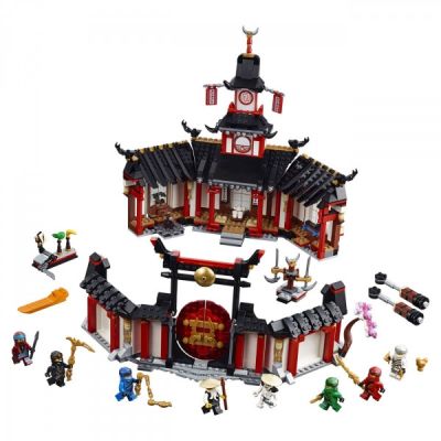 LEGO Ninjago Monastery of Spinjitzu 70670