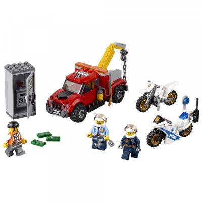 LEGO City Tow Truck Trouble 60137