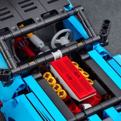 LEGO Technic Car Transporter 42098