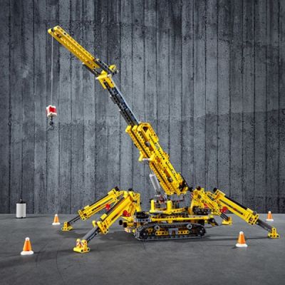 LEGO Technic Compact Crawler Crane 42097
