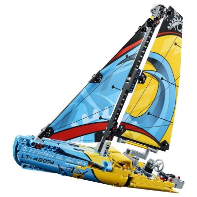 LEGO Technic Racing Yacht 42074