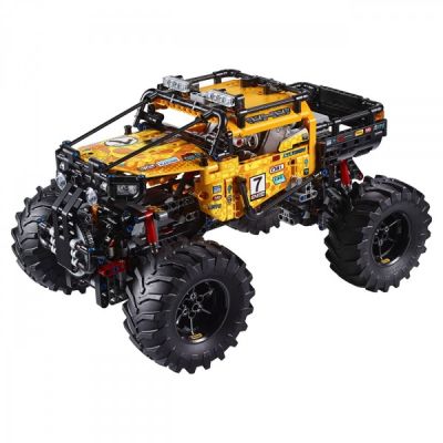 LEGO Technic 4x4 X-treme Off-Roader 42099